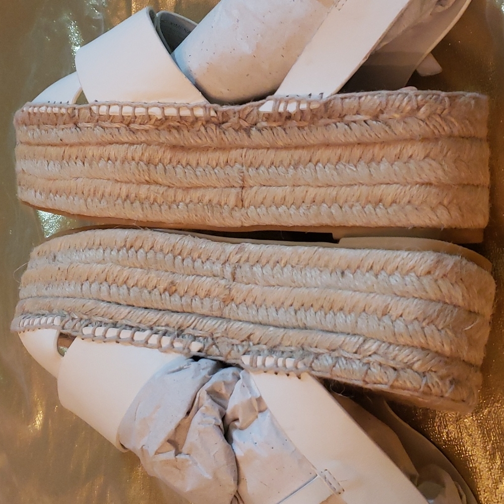 Espadrilles - Picture 10 of 10